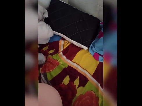 ❤️ Moje spolubydlící zůstává doma sama, protože její manžel jede na dovolenou a já využívám příležitosti, abych ji ošukal a naplnil jí prdelku mlékem. ️❌ Tvrdé porno u cs.tradeis.top ❌❤
